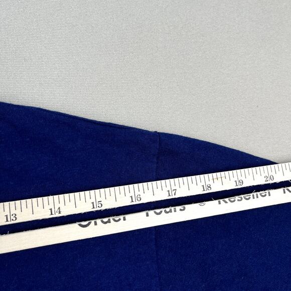 Vintage Outrigger Canoe Club T-Shirt Adult Small Navy Blue Hawaii Waikiki 90s - Picture 11 of 11